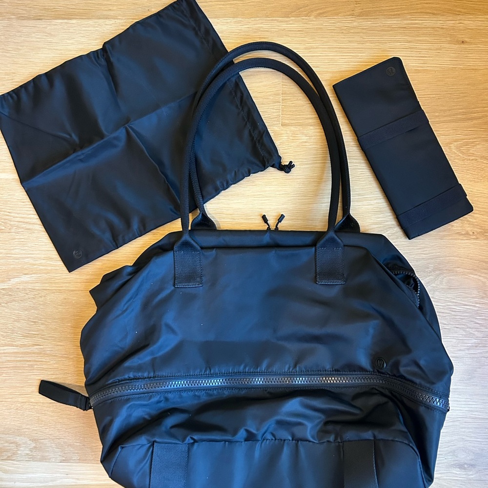 lululemon athletica Black Travel Bag